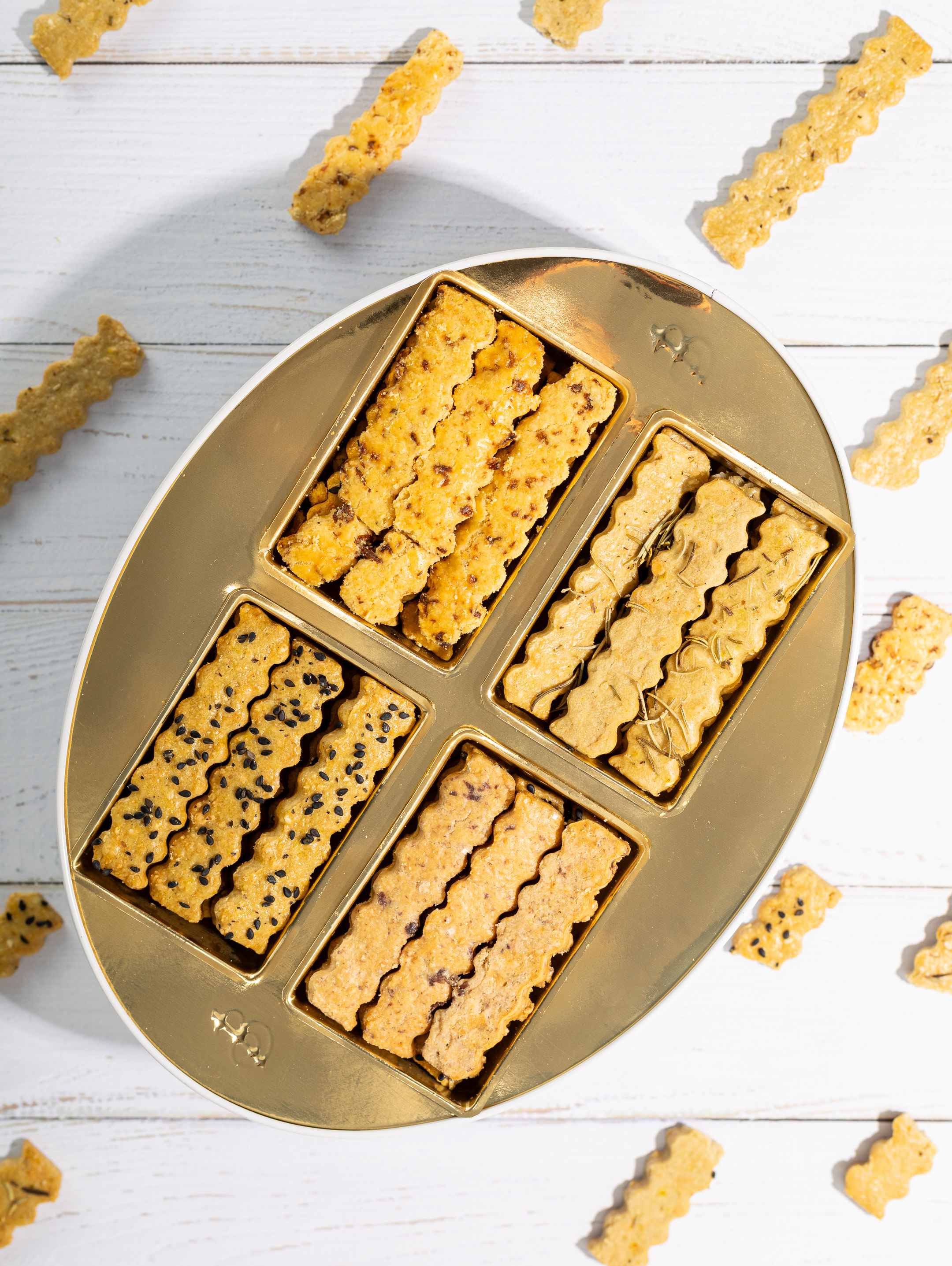 Lata Biscoitês De Queijo